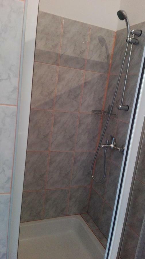 Apartmani Zmiric Primosten Luaran gambar